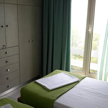 Menikos Apartament