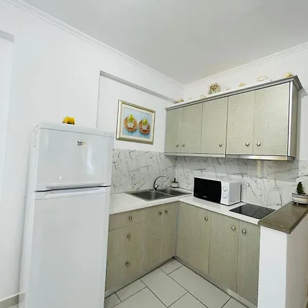 Apartament Menikos