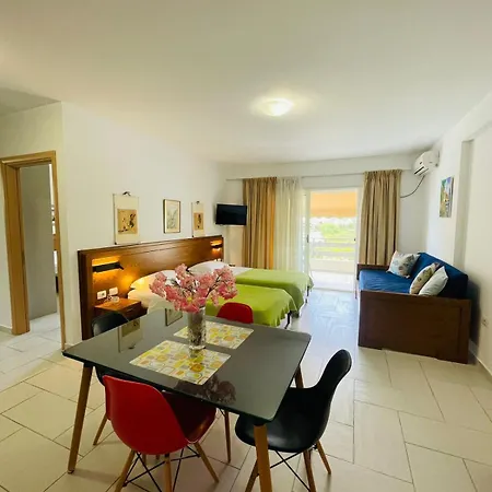 Apartament Menikos
