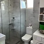 Menikos Appartement Himare