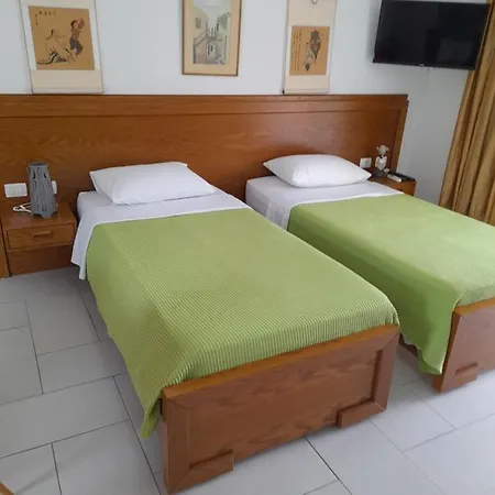 Menikos Apartment Himarë