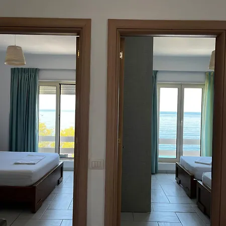 Menikos Apartment Himare