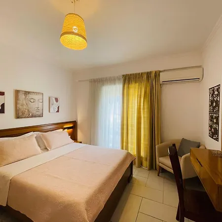 Apartment Menikos Himare