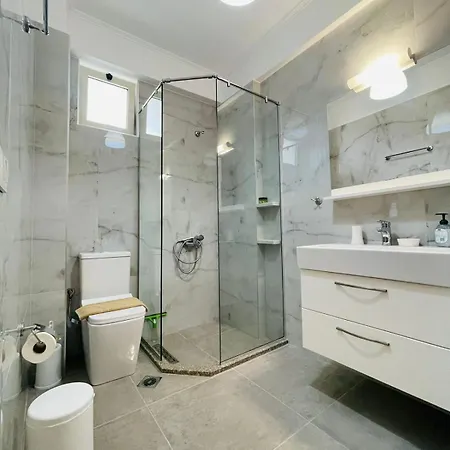 Apartment Menikos Himare