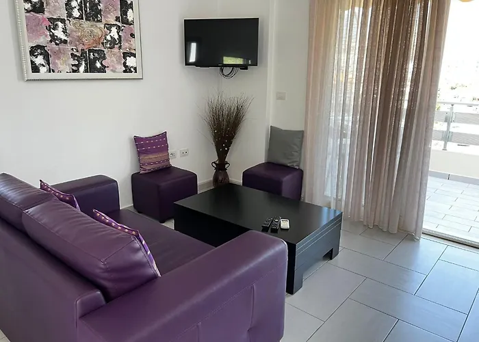Appartement Menikos Himare